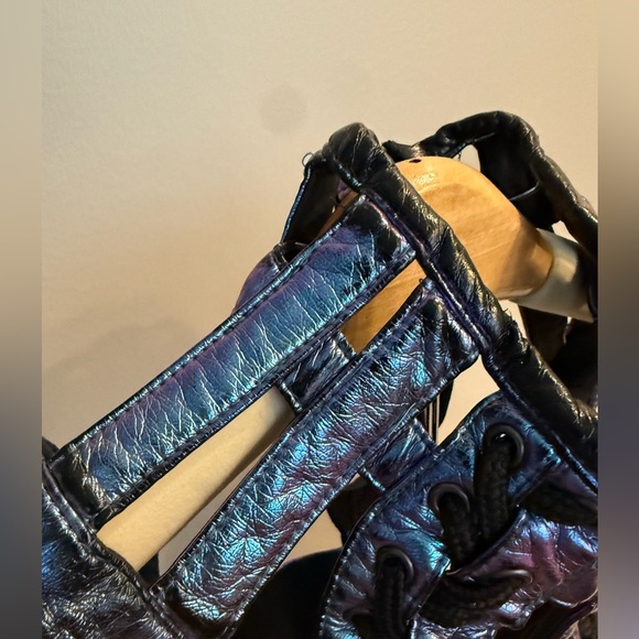 Club Exx Rude Awakening Purple Blue Lace-Up Crop Top - Picture 7 of 10